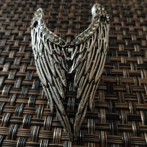 Silver Stretch Ring with Anel Wings